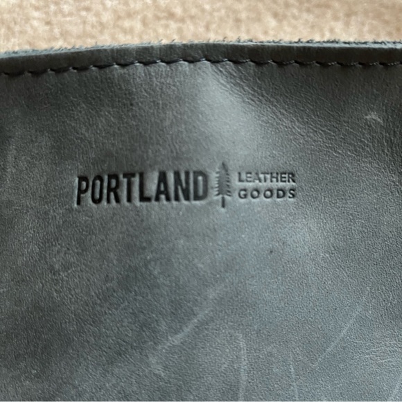 Portland Leather Gray Suede Purse - Picture 2 of 9